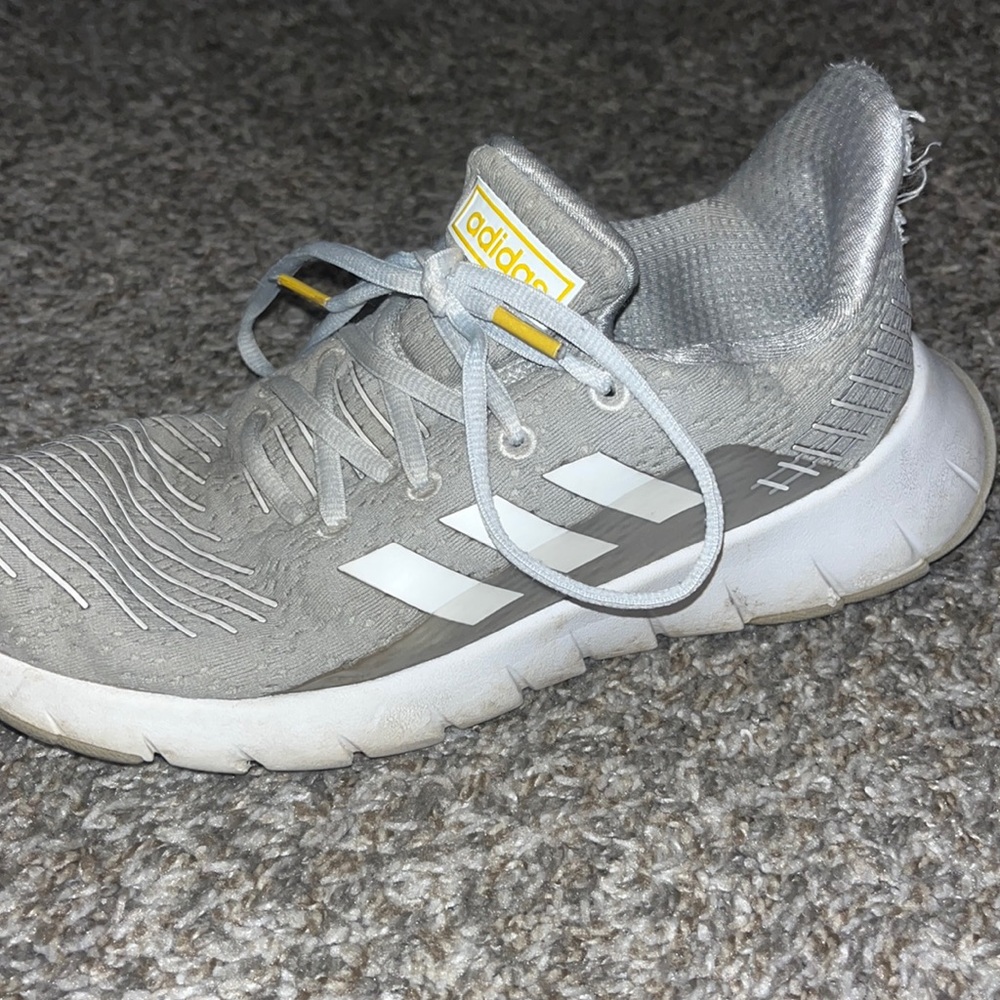 Adidas Tennis Shoes!